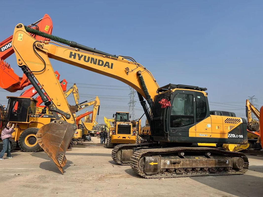 प्रयुक्त मूल हुंडई उत्खनन 220LC-9S भारी उपकरण 22 टन मध्यम प्रयुक्त उत्खनन