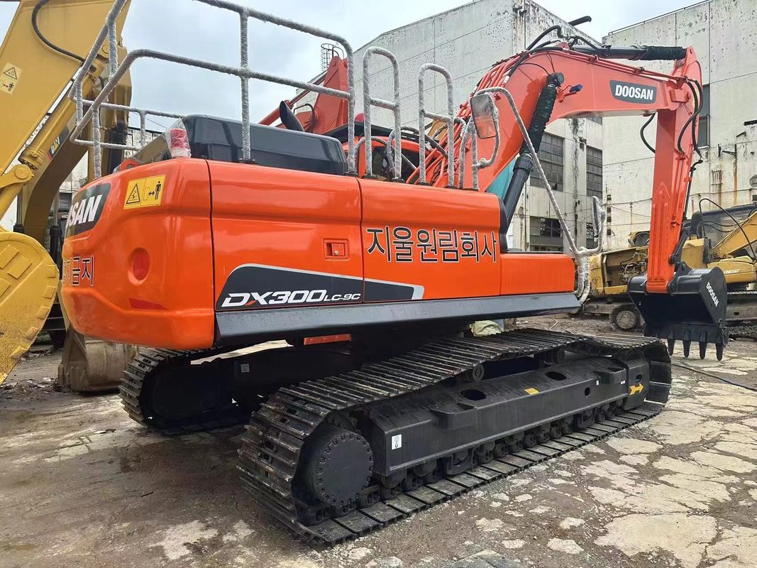 मूल Doosan उत्खनन उपकरण इस्तेमाल किया Doosan DX300LC उत्खनन उपकरण बड़े आकार का उत्खनन उपकरण