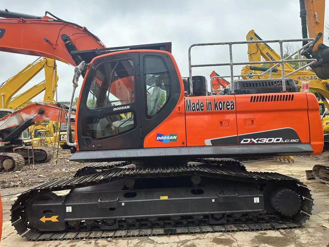 मूल Doosan उत्खनन उपकरण इस्तेमाल किया Doosan DX300LC उत्खनन उपकरण बड़े आकार का उत्खनन उपकरण