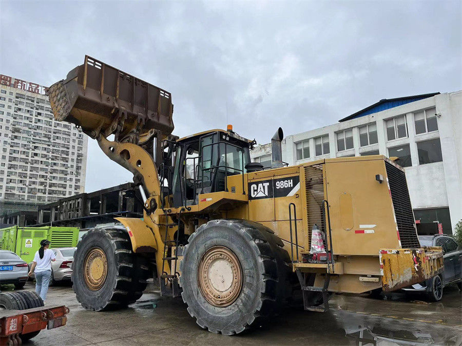 मूल रंग CAT 986H फ्रंट व्हील लोडर शक्तिशाली इंजन C15