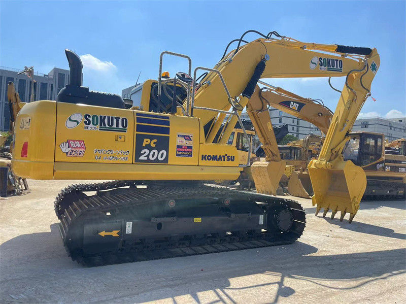 सस्ता इस्तेमाल किया जापान उत्खनन Komatsu PC200-8 800 मिमी ट्रैक के साथ क्रॉलर उत्खनन