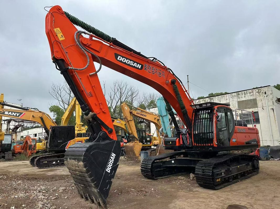 34 टन प्रयुक्त Doosan DX340LCA खुदाई मशीन दूसरा हाथ Doosan DX340 क्रॉलर खुदाई मशीन