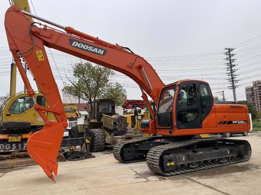 प्रयुक्त Doosan DX225 खुदाई मशीन मध्यम आकार Doosan खुदाई मशीन